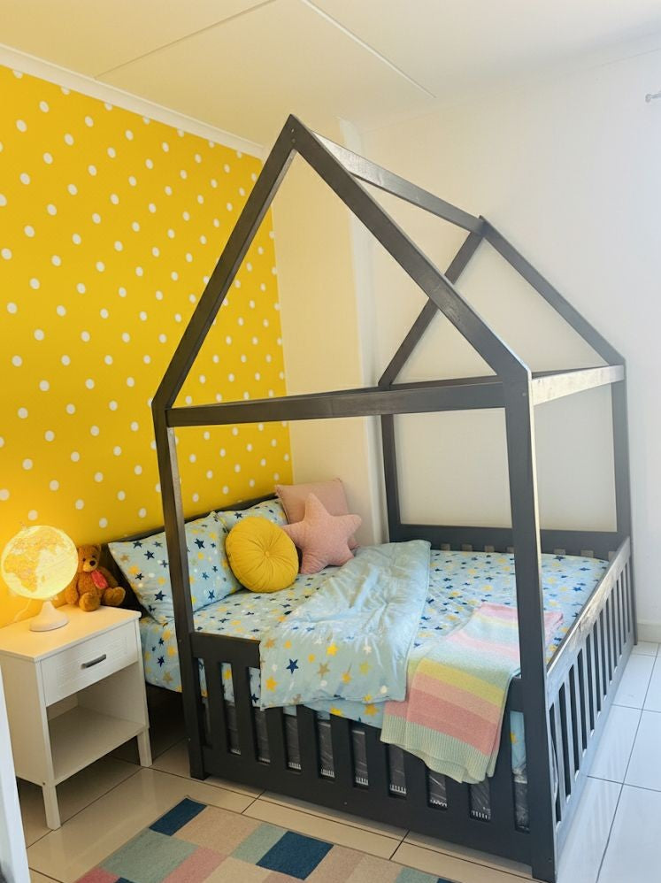 Little's Floor House Bed